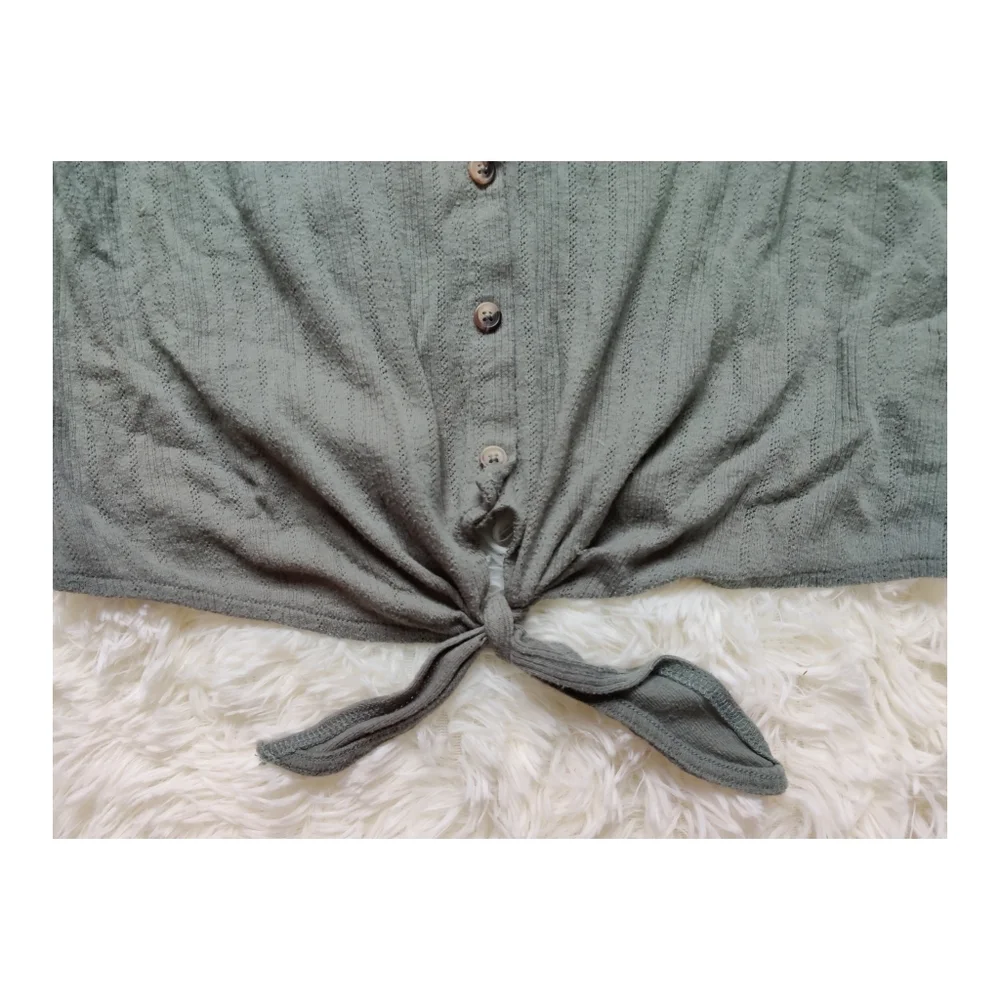 American Eagle Crop Top ◇ - Picture 4 of 5
